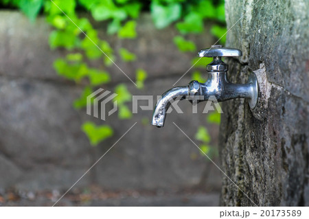 water faucet 20173589