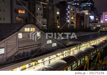 御茶ノ水駅の夜 20175256