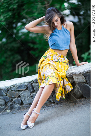 Beautiful girl  summer with make-up in dress 20177240