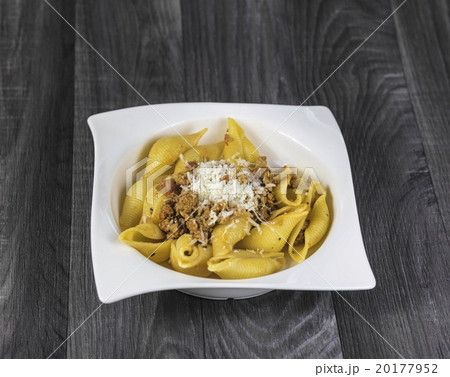 Italian Pasta Rigati Bolgonese Italian Pasta Rigati Bolgonese 20177952