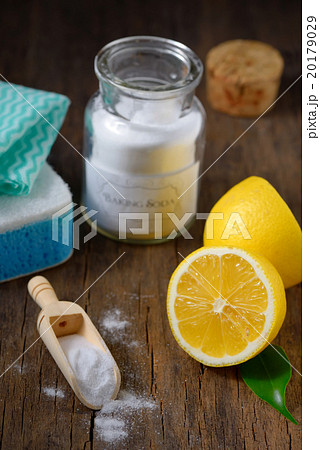 Natural cleaning tools lemon and sodium  Natural cleaning tools lemon and sodium  20179029