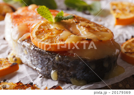 baked salmon steak with oranges macro baked salmon steak with oranges macro 20179369