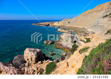 rough and rocky coastline 20181488