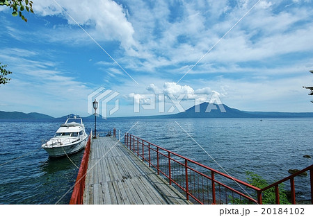 支笏湖の桟橋北海道 20184102