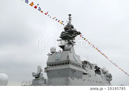 いずも 護衛艦 横浜 大桟橋 いずも 護衛艦 横浜 大桟橋 20195785