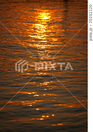 Beautiful sunset light on a autumn lake Beautiful sunset light on a autumn lake 20202120