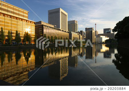 丸の内と馬場先濠 20203884