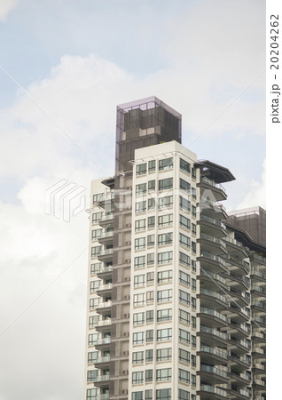Modern housing for modern living. Modern housing for modern living. 20204262