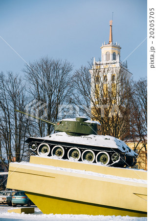 Old soviet tank like monument in Gomel, Belarus Old soviet tank like monument in Gomel, Belarus 20205705