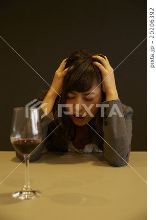 OL　お酒　 20206392