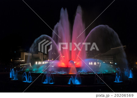 Night time in Barcelona at the magic fountain. 20206569