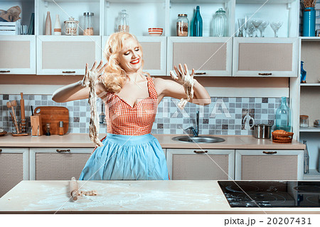 Girl in her arms stuck dough and she was crying. 20207431