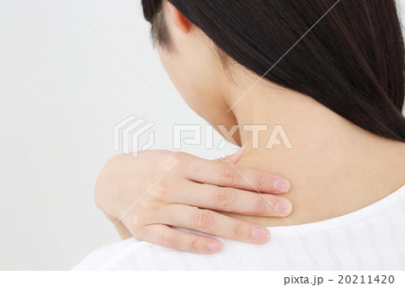肩凝り 20211420