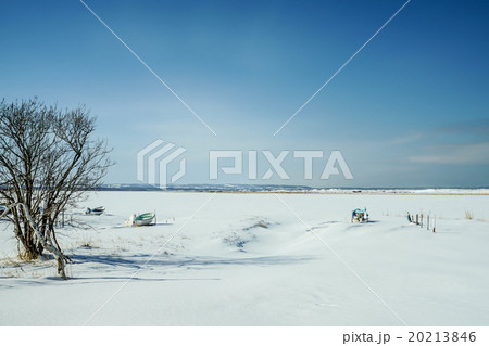 冬の濤沸湖　（網走市） 20213846