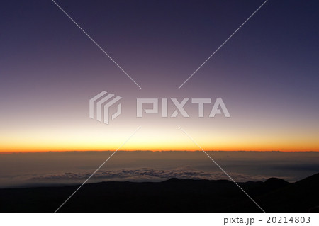 夜明け前 マウナケア山頂 夜明け前 マウナケア山頂 20214803