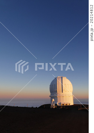 天文台　マウナケア山頂 20214812