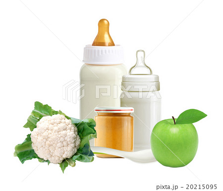 cabbage, baby bottles, jar of puree and spoon 20215095