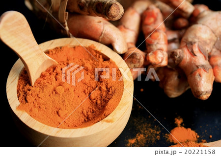fresh turmeric with powder fresh turmeric with powder 20221158