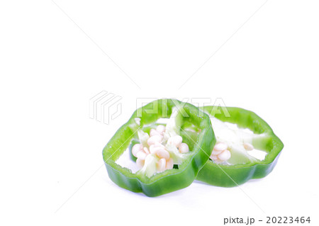 ピーマン輪切り２つの断面 20223464