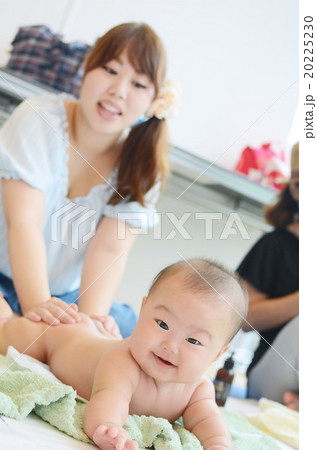 ベビーマッサージ ベビーマッサージ 20225230