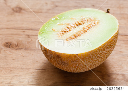 Closeup melon with pips 20225624