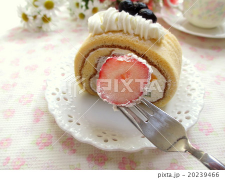 フルーツロールケーキ フルーツロールケーキ 20239466