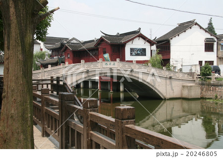 中国の観光名所 上海近郊の水郷「七宝」の風景 中国の観光名所 上海近郊の水郷「七宝」の風景 20246805