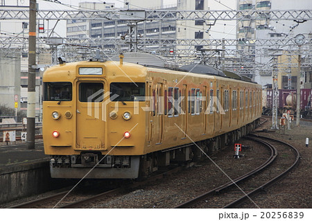 濃黄色の山陽本線113系電車(山口地区) 濃黄色の山陽本線113系電車(山口地区) 20256839