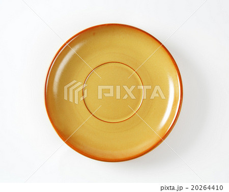 Light brown saucer Light brown saucer 20264410