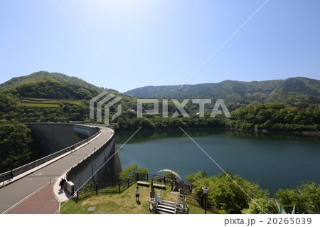 温井ダムと龍姫湖2 20265039
