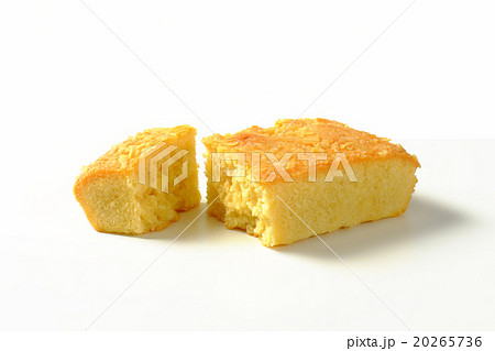 Almond Madeira Cake 20265736