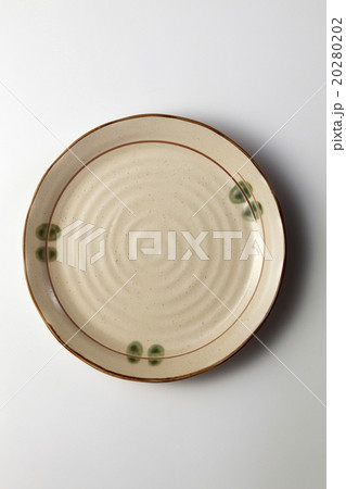 empty plate empty plate 20280202