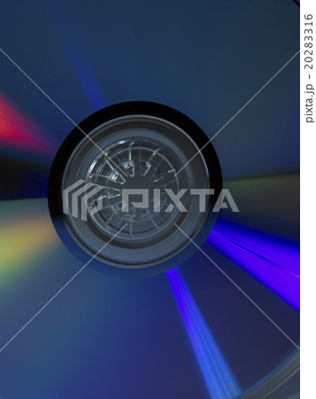 compact disc compact disc 20283316