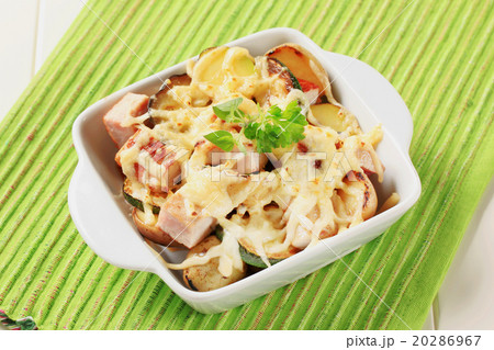 Pork and potato casserole 20286967