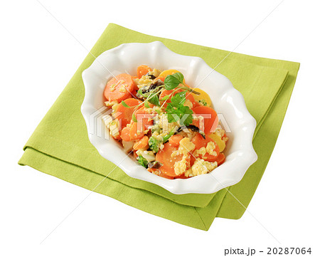 Mixed vegetables and scrambled egg Mixed vegetables and scrambled egg 20287064