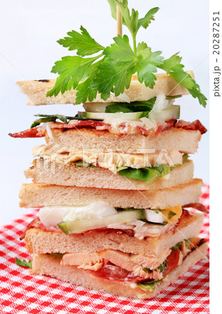 Club sandwiches 20287251