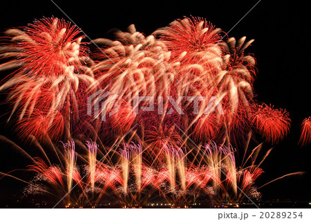 10月愛知 名古屋港水上芸術花火 20289254