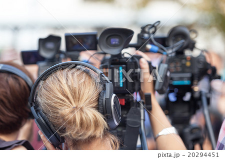 News conference.  20294451