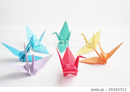 七色の折り鶴　横 20303552