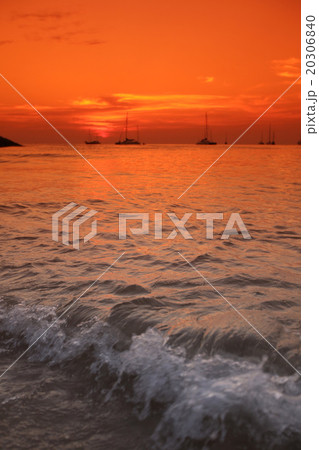 Sea Sunset 20306840