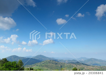Jungle mountains in Thailand 20306841