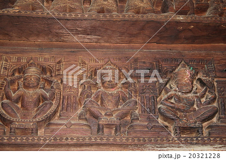 carved wooden ornaments 20321228