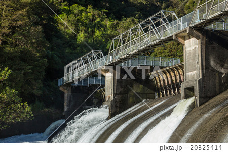 Dam Gates 20325414