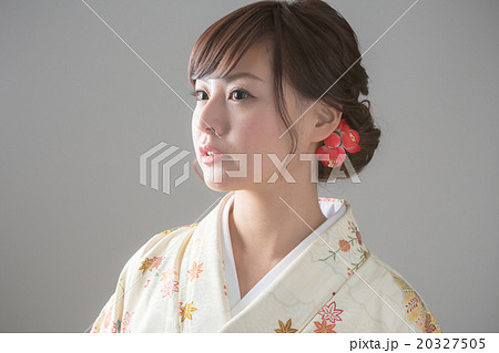 Kimono Beauty 20327505