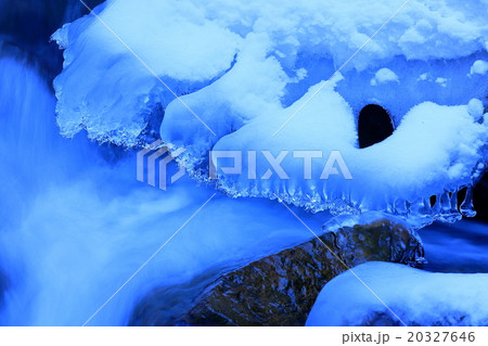 渓流のつらら 渓流のつらら 20327646