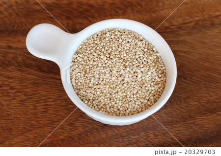 キヌア キヌア 20329703