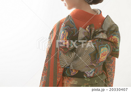 Kimono Beauty 20330407