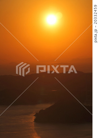大島から見たしまなみ海道の夕景 20332459