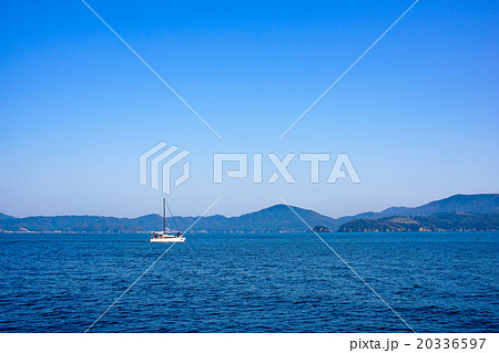 猫の楽園「田代島」網地島ライン風景ヨット　クルーザー 20336597