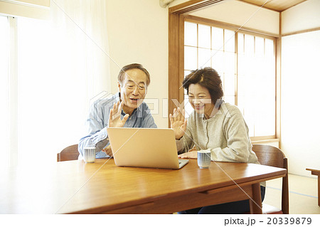 シニア夫婦イメージ シニア夫婦イメージ 20339879